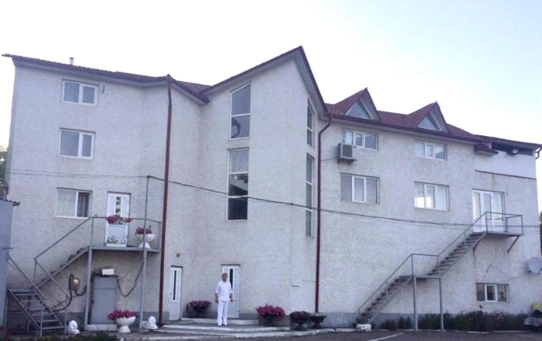 Flat Apartment Cernăuți Exterior foto